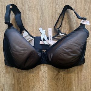 NEW! Victoria Secret lightly lined 38DDD Bra
